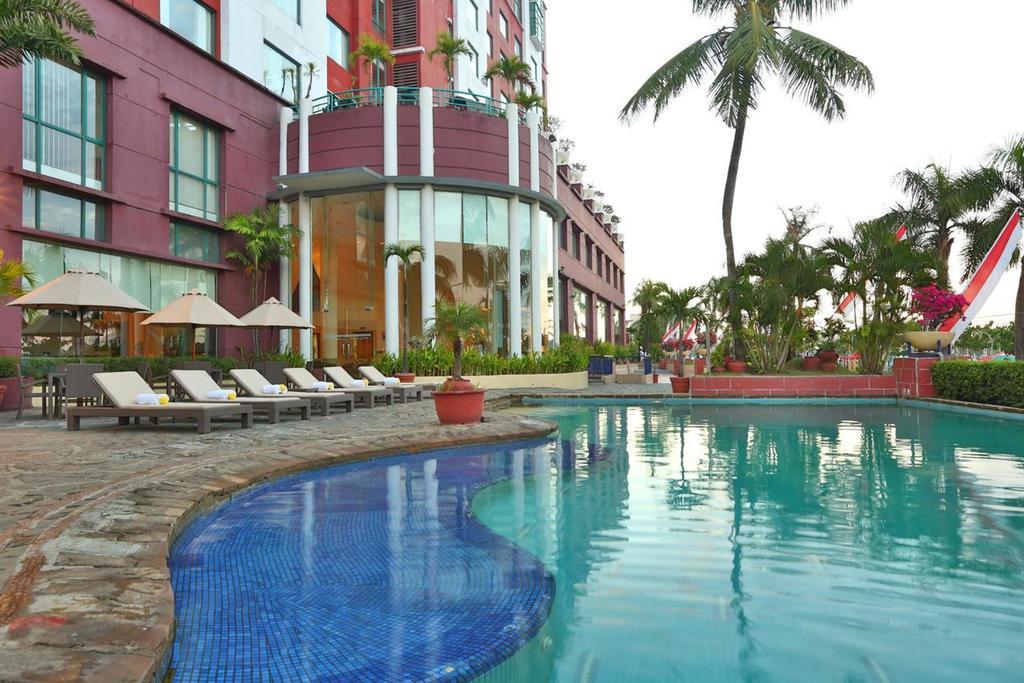 Aryaduta Makassar Ngoại thất bức ảnh